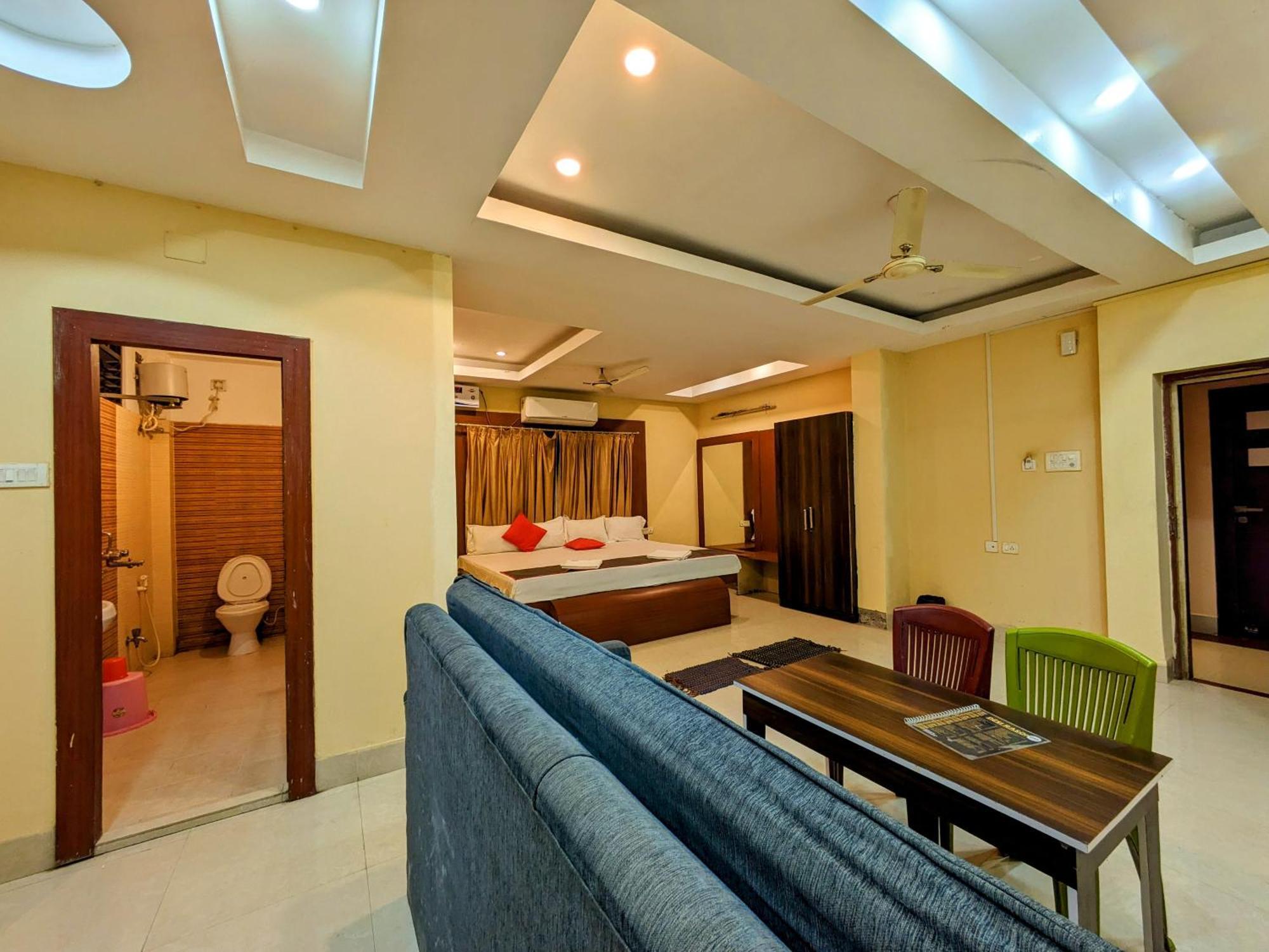Hotel Sun City Puri Exterior foto