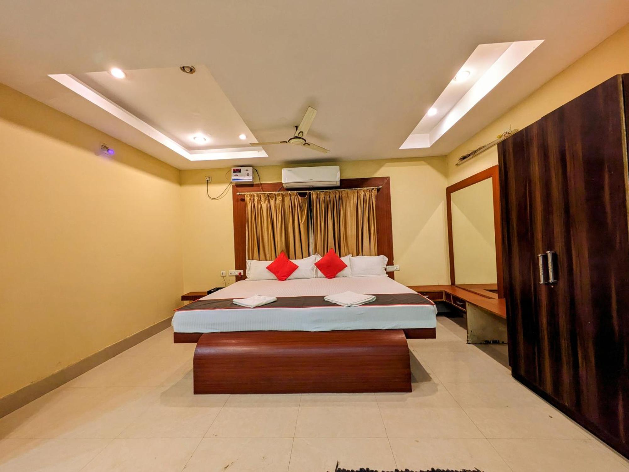 Hotel Sun City Puri Exterior foto