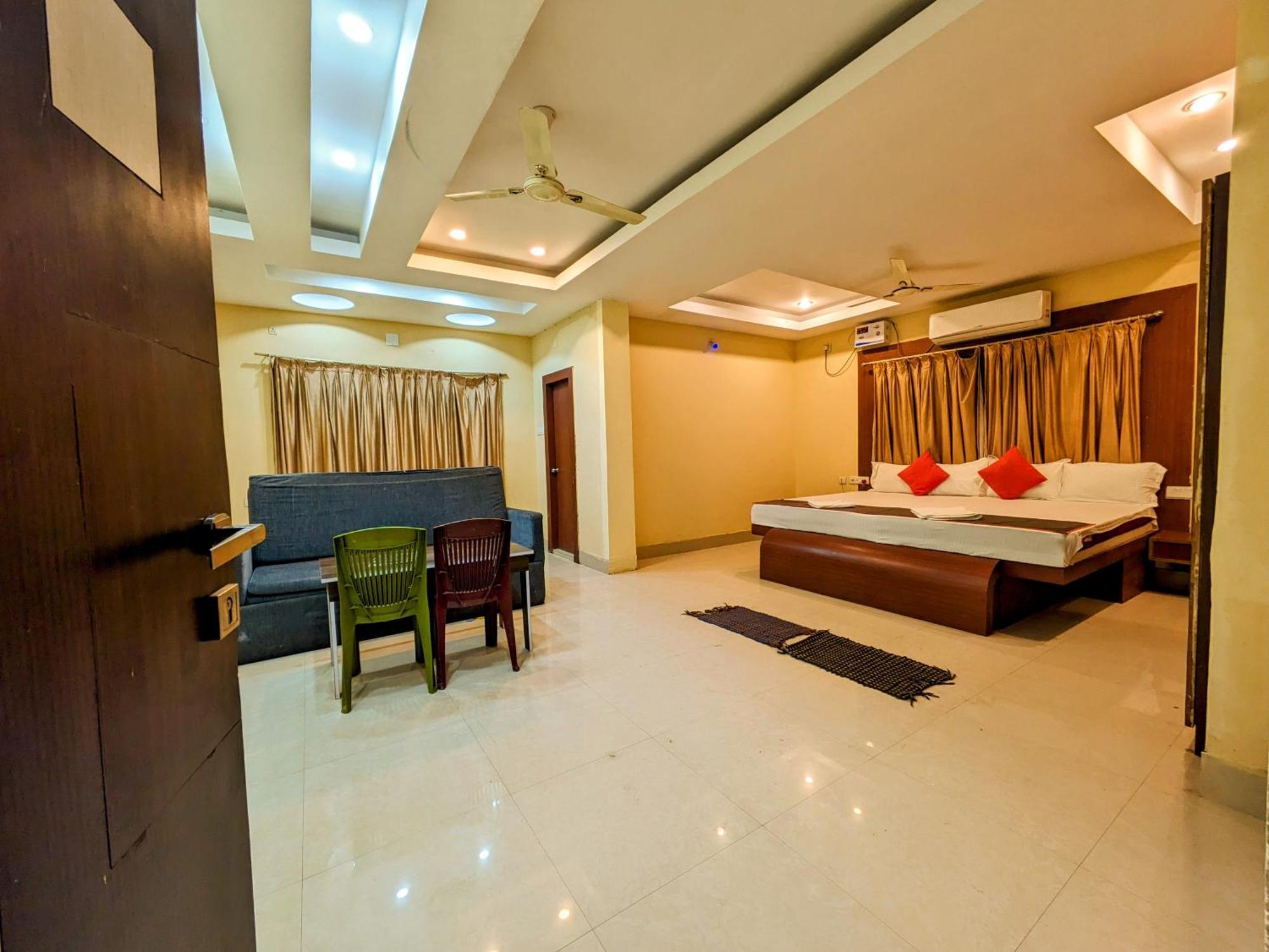 Hotel Sun City Puri Exterior foto