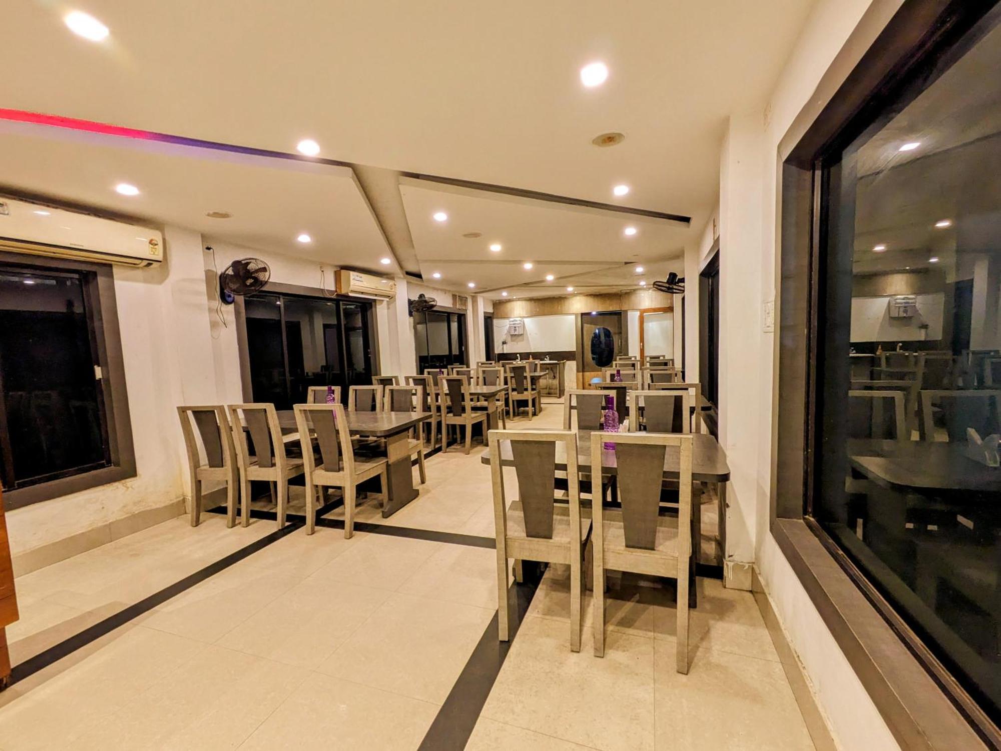 Hotel Sun City Puri Exterior foto
