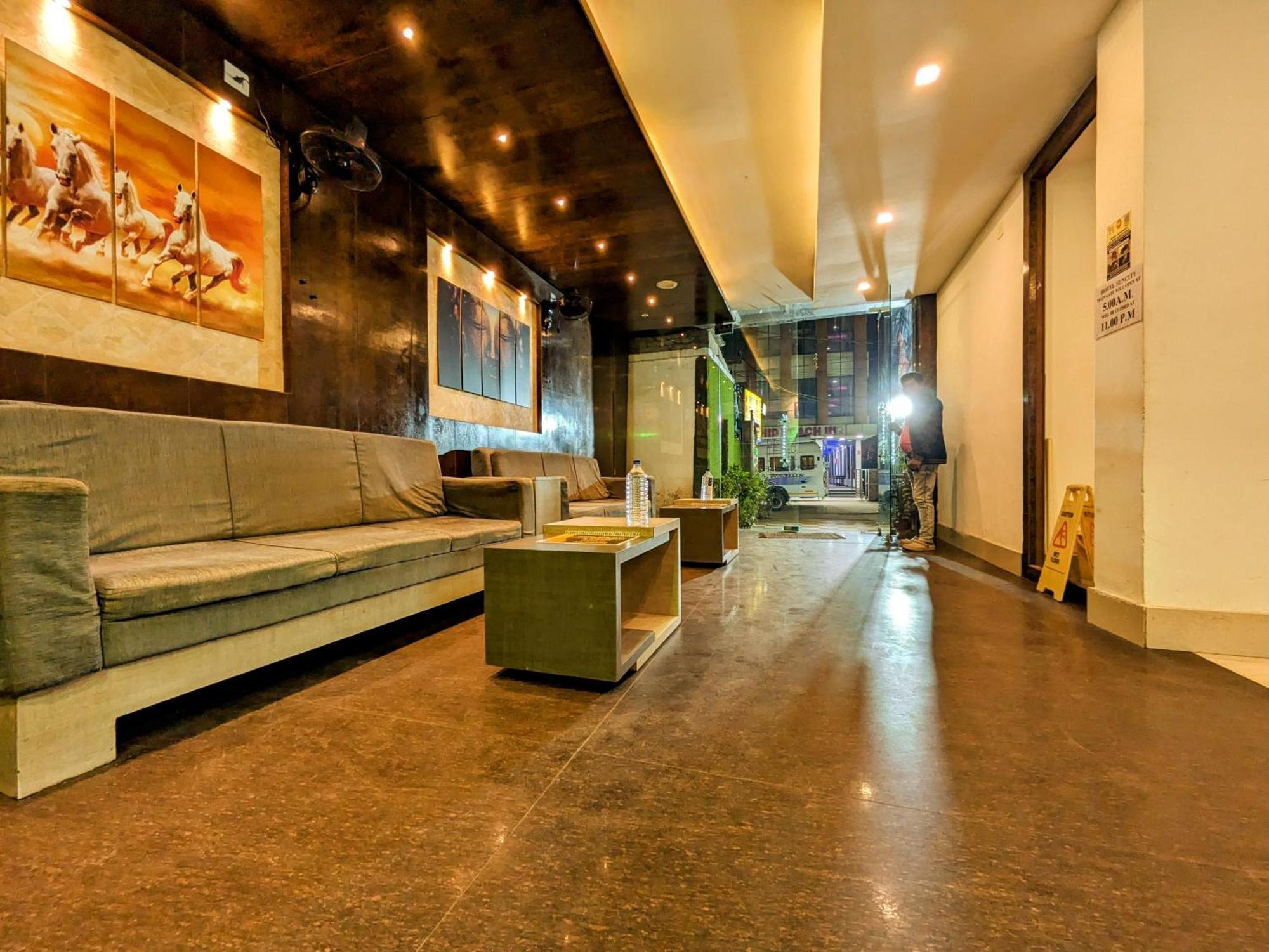 Hotel Sun City Puri Exterior foto