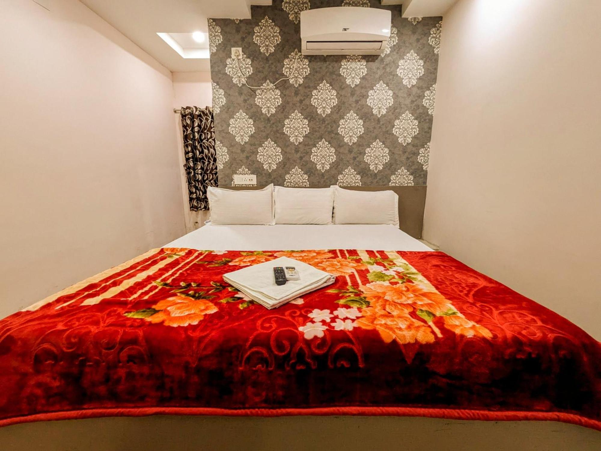 Hotel Sun City Puri Exterior foto