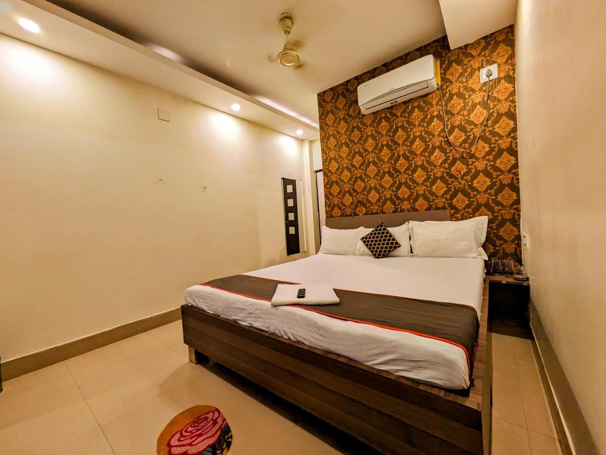 Hotel Sun City Puri Exterior foto