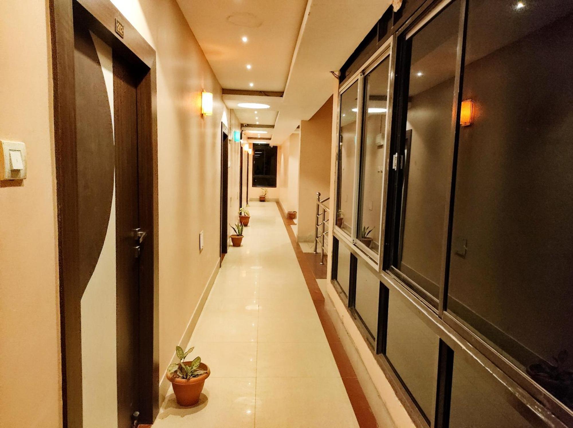 Hotel Sun City Puri Exterior foto